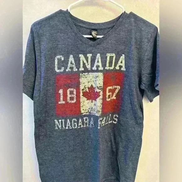 initial attraction Other - Men's small Canada Niagara Falls distressed grey  teeshirt